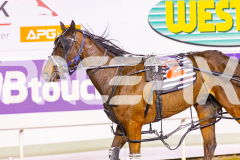 2025_PACEPIX_GP12092025_Race6_MajicBay_WIN_WEB-18
