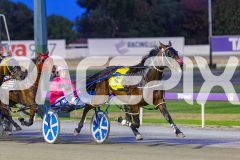 2026_PACEPIX_GP02012026_RACE6_MissKNowall_WIN_WEB-1