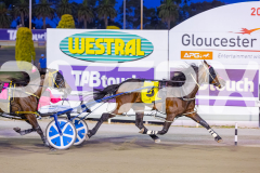 2026_PACEPIX_GP02012026_RACE6_MissKNowall_WIN_WEB-15