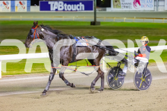 2025_PACEPIX_GP17102025_Race6_PennyBlack_WIN_WEB-16