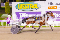 2025_PACEPIX_GP13052025_Race6_PetesHonour_WIN_WEB-9