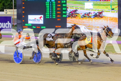 2025_PACEPIX_GP25112025_Race6_SonicSeelster_WIN_WEB-4