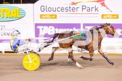 2025_PACEPIX_GP19092025_Race6_SweetPins_WIN_WEB-17