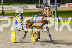 2025_PACEPIX_GP19092025_Race6_SweetPins_WIN_WEB-3
