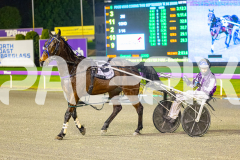 2025_PACEPIX_GP19082025_RACE6_TartanRobyn_WIN_WEB-14