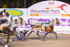 RACE 6 - The Wand Waver