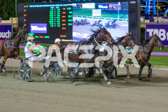 Arise-Lazarus_14-04-2026_WIN_Gloucester-Park_7__02