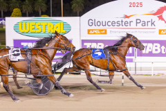 2025_PACEPIX_GP11112025_RACE7_DiamondBay_WIN_WEB-8