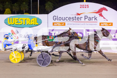 2025_Pacepix_GP31132025_Race7_HaleSaintLouie_WIN_WEB-8