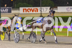 2025_PACEPIX_GP24102025_Race7_HerPresence_WIN_WEB-15
