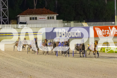2025_PACEPIX_GP05092025_RACE7_IdealBeach_WIN_WEB-10