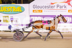 2025_PACEPIX_GP14112025_RACE7_LittleDarling_WIN_WEB-8