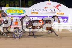 2026_PACEPIX_GP15052026_RACE7_Luvbite_WIN_WEB-17