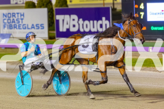 2025_PACEPIX_GP18112025_RACE7_MajorMikiWhitby_WIN_WEB-13