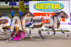 2025_PACEPIX_GP29112025_Race7_PocketTheChange_WIN_WEB-10