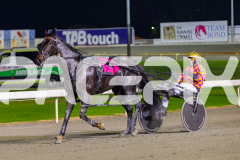 2026_PACEPIX_GP05052026_Race7_QueenOfAll_WIN_WEB-12