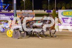 2025_PACEPIX_GP03102025_RACE7_CaptainRavishing_WIN_WEB-6