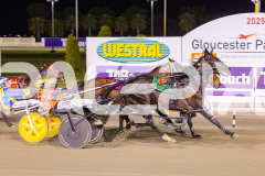 2025_PACEPIX_GP03102025_RACE7_CaptainRavishing_WIN_WEB-7