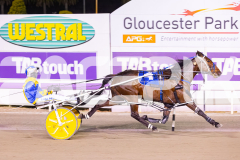 2025_PACEPIX_GP17102025_Race7_Raklou_WIN_WEB-8