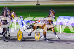 2026_PACEPIX_GP31032026_RACE7_Salsawithsierra_WIN_WEB-5