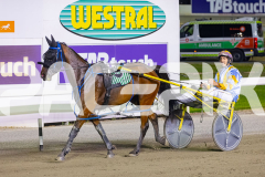 2025_PACEPIX_GP16122025_RACE7_WahineToa_WIN_WEB-14