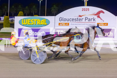 2025_PACEPIX_GP16122025_RACE7_WahineToa_WIN_WEB-9
