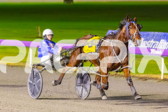 RACE 8 - Beach Captain