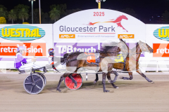 2025_PACEPIX_GP29112025_Race8_BeatTheBank_WIN_WEB-8