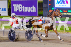 2025_PACEPIX_GP29042025_Race8_BeeBeeBerok_WIN_WEB-16