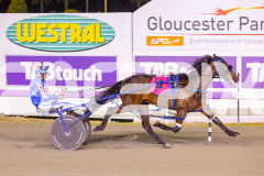 2025_PACEPIX_GP29082025_RACE8_BrickiesDream_WIN_WEB-10