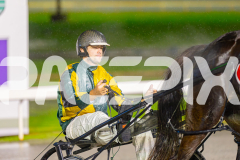 RACE 8 - Candy Apple