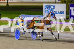 2025_PACEPIX_GP19122025_RACE8_ChampagneEveryone_WIN_WEB-9