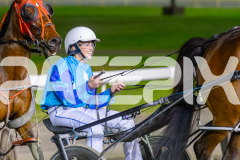 RACE 8 - Follow My Stride