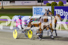 RACE 8 - Idontwanabeapirate