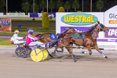 2025_PACEPIX_GP02122025_Race8_Idontwanabeapirate_WIN_WEB-9