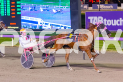 2025_PACEPIX_GP11072025_Race8_Luvaflair_WIN_WEB-13