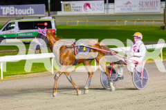 2025_PACEPIX_GP11072025_Race8_Luvaflair_WIN_WEB-18