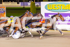 2025_PACEPIX_GP02092025_RACE8_MadMonday_WIN_WEB-10