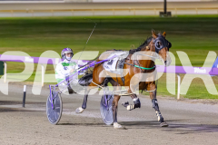 2025_PACEPIX_GP14112025_RACE8_MaddyLou_WIN_WEB-10