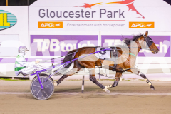 2025_PACEPIX_GP14112025_RACE8_MaddyLou_WIN_WEB-16