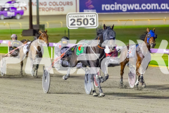 2026_PACEPIX_GP21042026_RACE8_MysteryFred_WIN_WEB-3