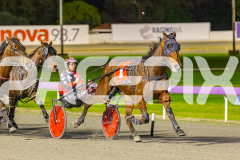 RACE 8 - Our Thunder
