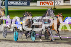 2025_PACEPIX_GP24102025_Race8_OverlyExcited_WIN_WEB-8