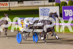 2025_PACEPIX_GP03062025_RACE8_ShooBoozy_WIN_WEB-11