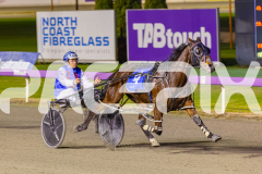 2025_PACEPIX_GP16092025_Race8_SomethingCertain_WIN_WEB-10
