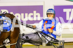 2025_PACEPIX_GP16092025_Race8_SomethingCertain_WIN_WEB-17