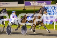 2025_PACEPIX_GP16092025_Race8_SomethingCertain_WIN_WEB-3