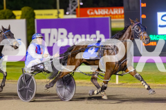 2025_PACEPIX_GP16092025_Race8_SomethingCertain_WIN_WEB-4