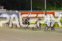 2025_PACEPIX_GP16092025_Race8_SomethingCertain_WIN_WEB-7