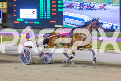 2025_PACEPIX_GP26122025_RACE8_Strauny_WIN_WEB-7